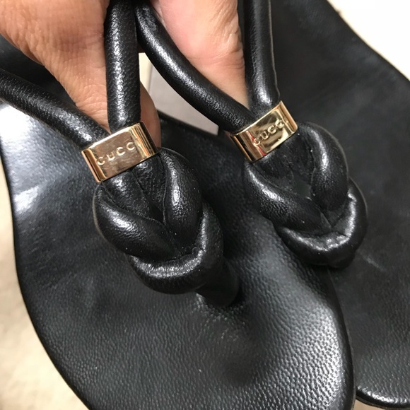 ❌SOLD❌💯 Authentic GUCCI strappy sandals in black - Picture 2 of 7